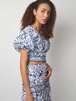 Embroidered Floral Cropped Cotton Blouse