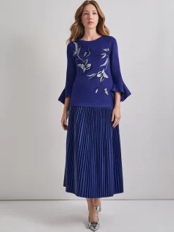 Embroidered Floral Knit Blouse