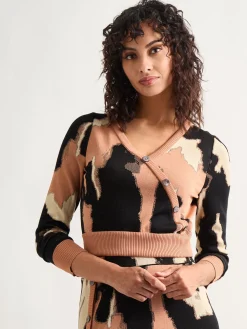 Modern Fit Short Jacquard Soft Knit Sweater Top