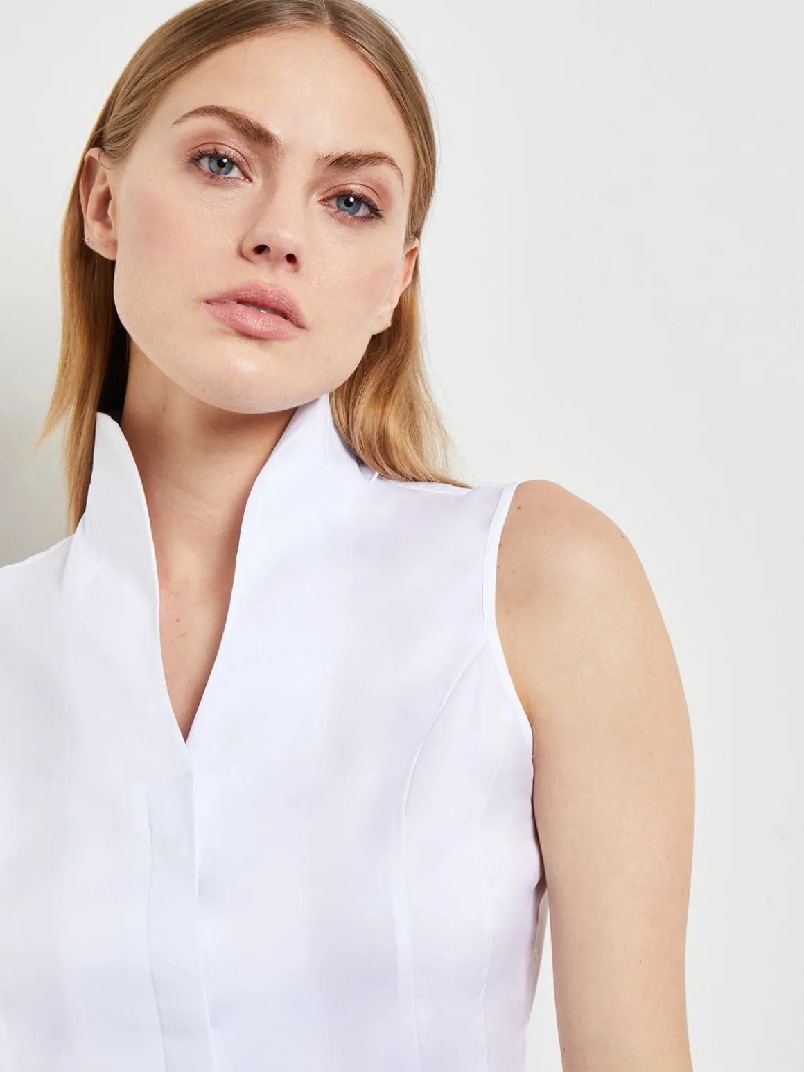 Sleeveless Stretch Cotton Blouse