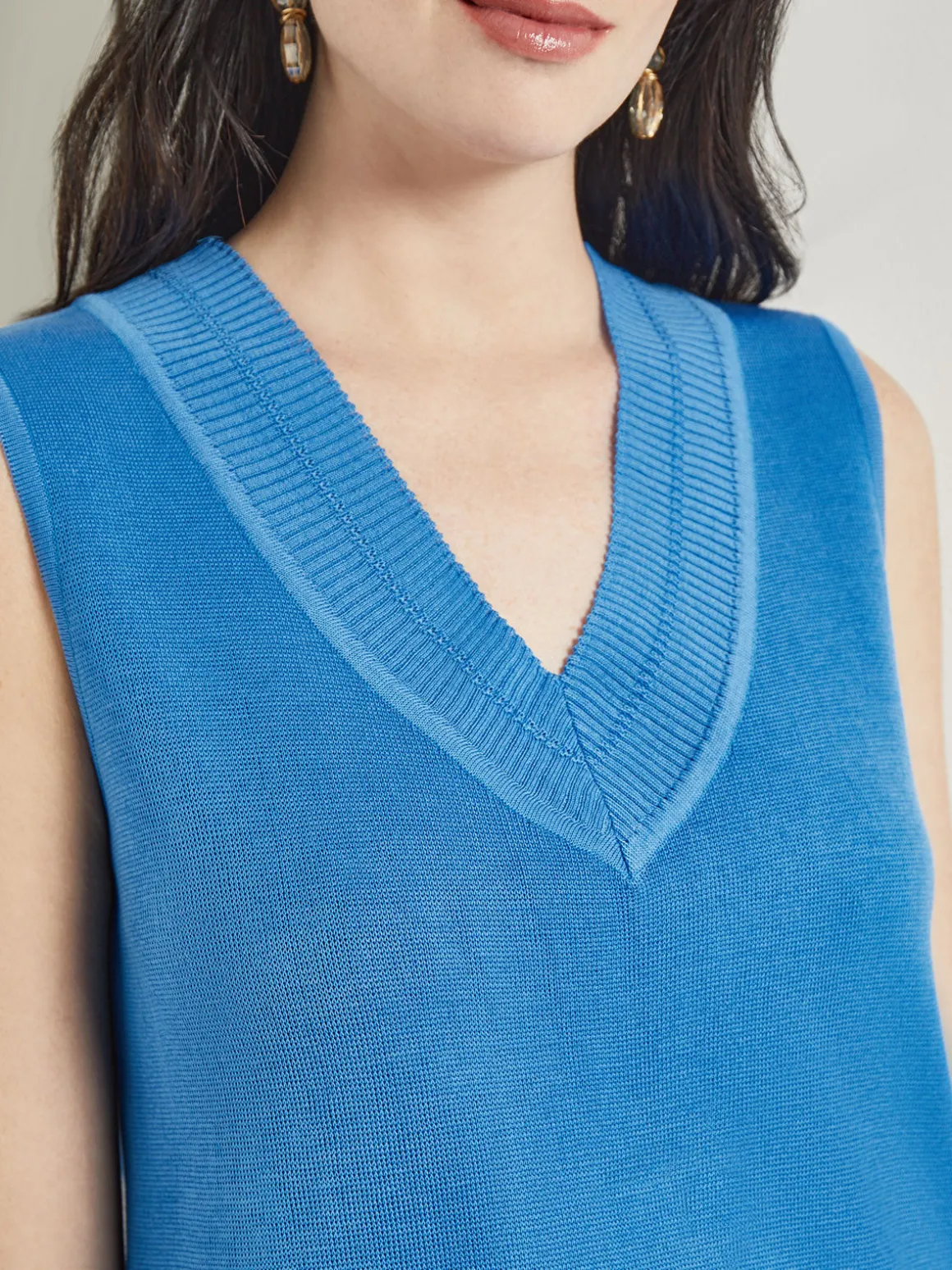 V-Neck Tank - Ribbed Detail Flat Knit